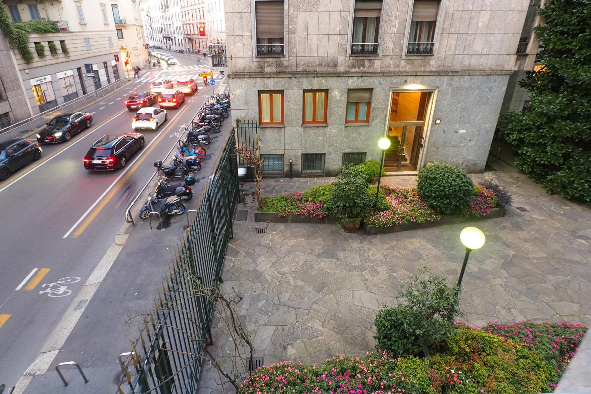 Contempora Apartments - Visconti Di Modrone Μιλάνο Εξωτερικό φωτογραφία